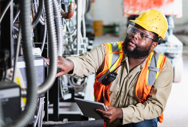 Professional Electrician in MO